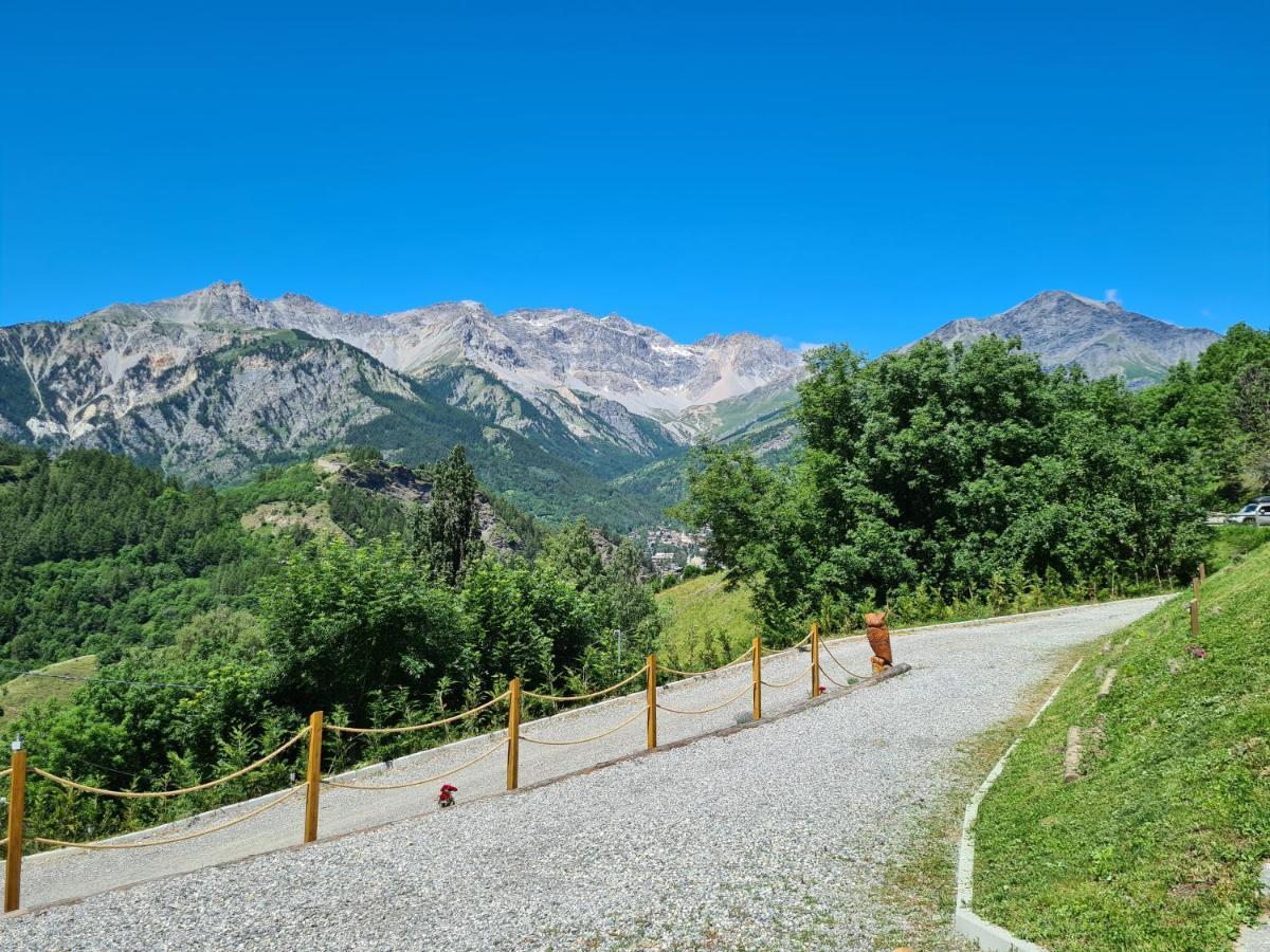 La Maison. Il Nido Dell'Aquila Bardonecchia Εξωτερικό φωτογραφία