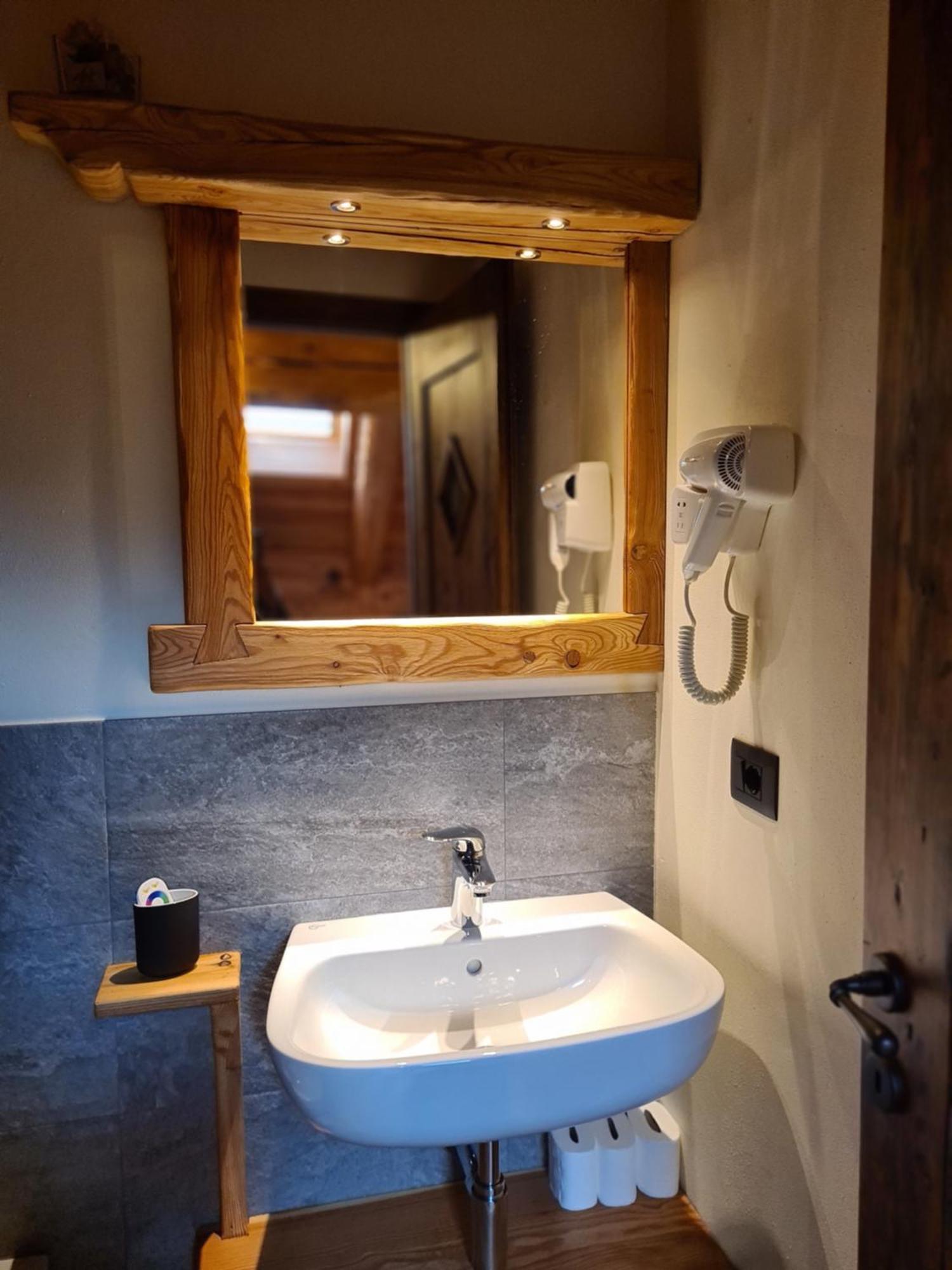 La Maison. Il Nido Dell'Aquila Bardonecchia Εξωτερικό φωτογραφία